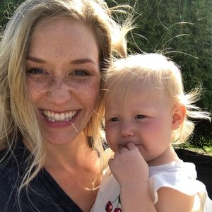 Meet your Posher, Crystina